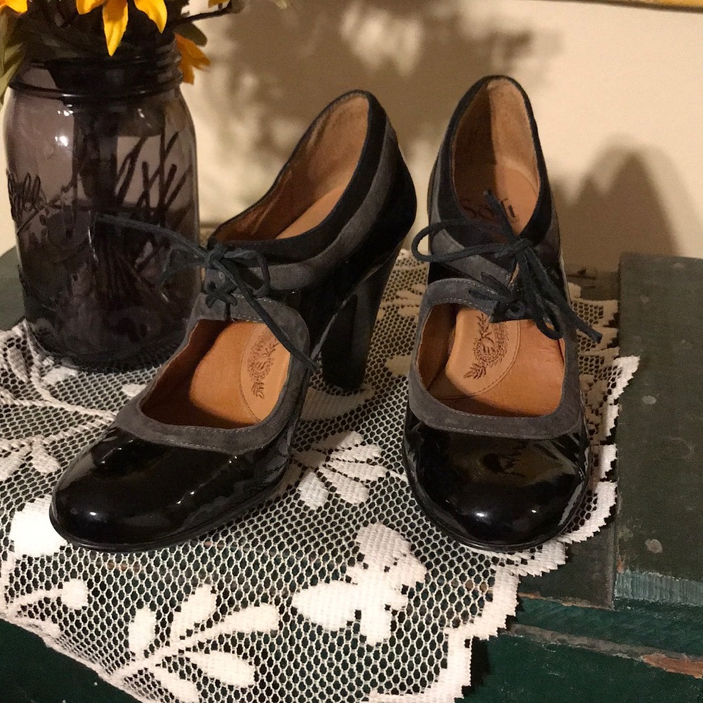 SOFT-brand black patent leather heels